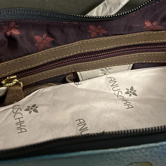 Anuschka Hand‎ Painted Hobo Bag – Blue Mermaid, Leather Purse, 9"x8.25"x4.75" - Picture 15 of 16